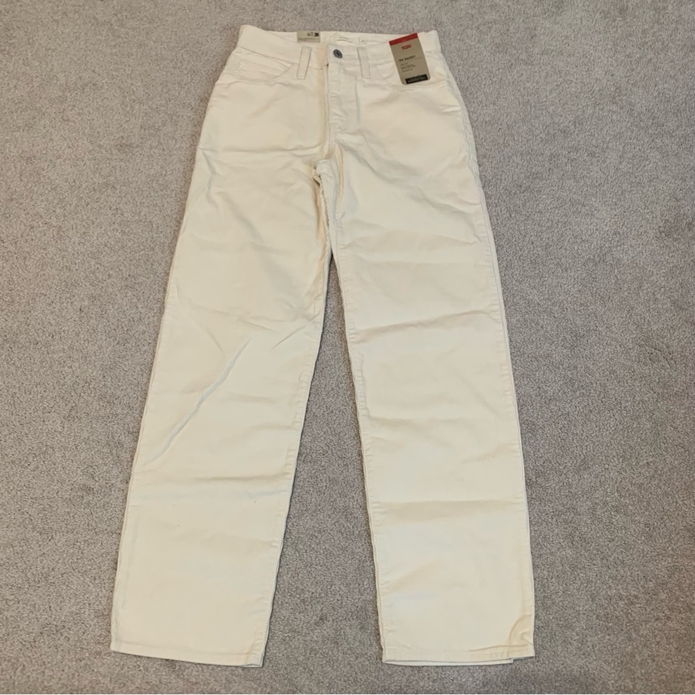 Levi’s 94 Baggy Cream Corduroy Mid Rise Straight Leg Women’s Size 25 X 31 NEW